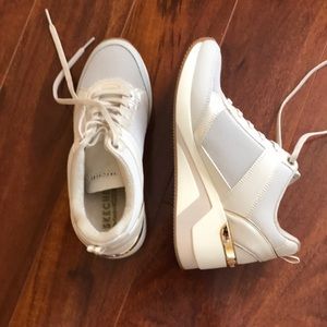 Sketchers White wedge sneakers